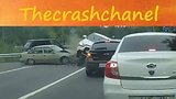  14 . 47 .       (2) 2016 Car Crash Compilation Thecrashchanel
: , , 
: 4  2016
